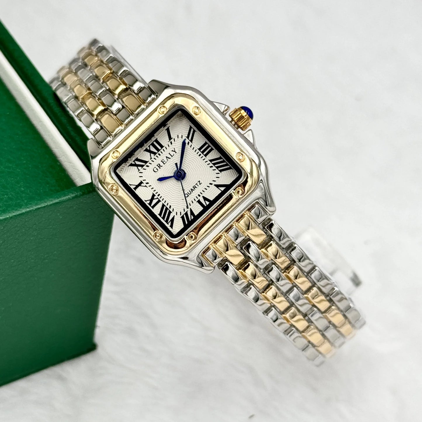 MAYZHISU Square Watches Gold Alloy Strap Ladies Quartz Wristwatches Qualities Roman Scale