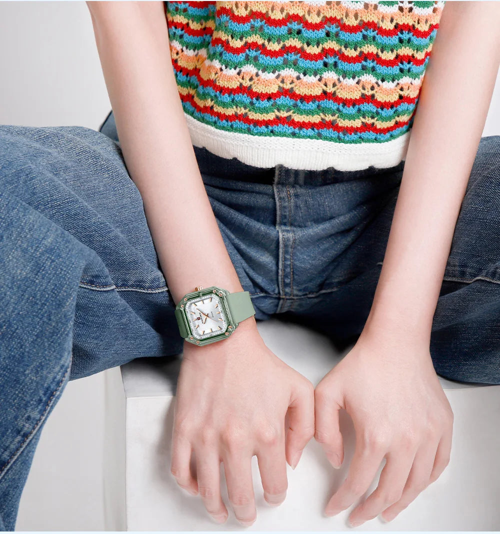 Style NAVIFORCE Watches for Women Silica Band  Quartz 50M  Wristwatch Casual Simple Personality Ladies