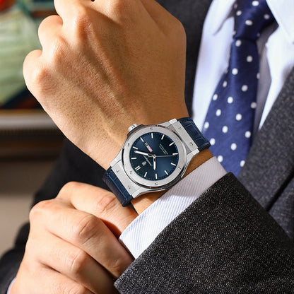 POEDAGAR Fashion Men's Watches Trend Classic Original Quartz Watch for Man Waterproof Luminous Week Date Wristwatch Leather New
