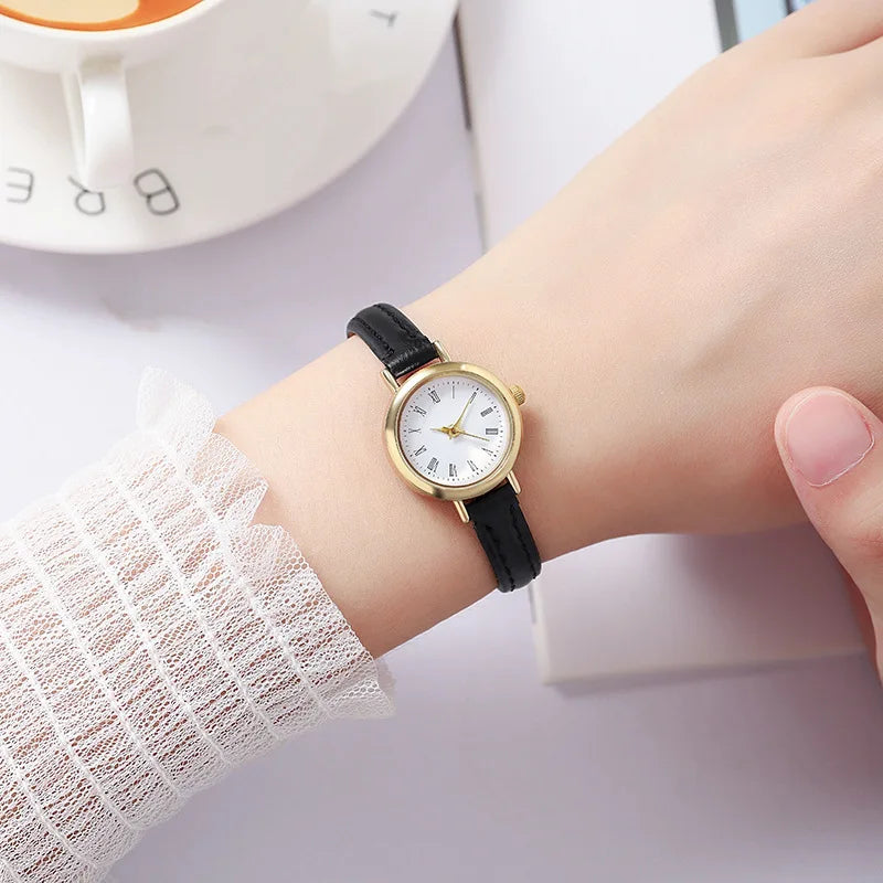 Simple Women Watches  Design Leather  Ladies Quartz Wristwatch Womens Small Round Dial  Reloj Mujer